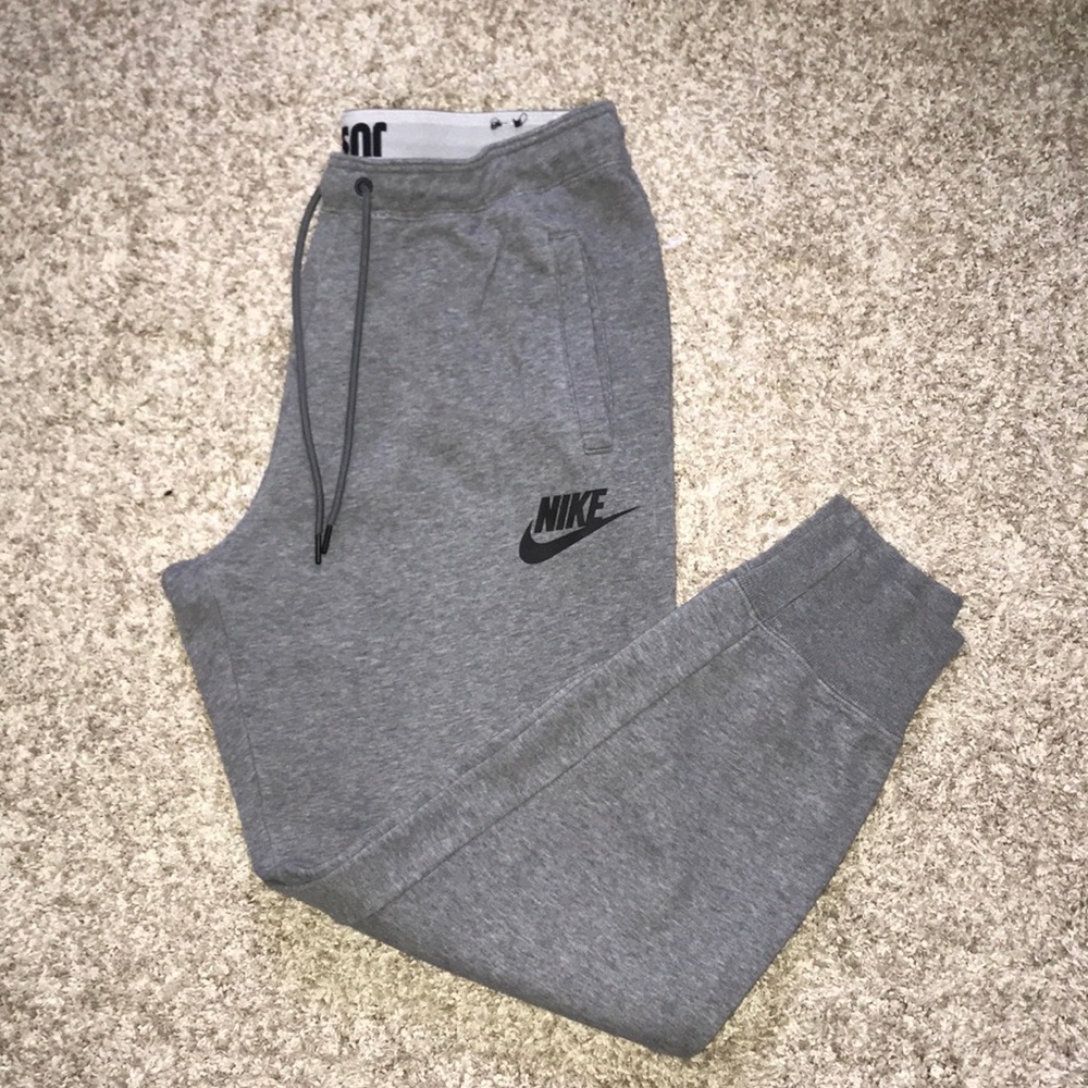 Nike joggers